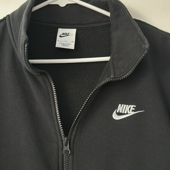 Men's Nike Black Half Zip Sweatshirt size small - Picture 2 of 8